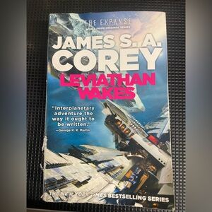 Leviathan Wakes Paperback by James S.A. Corey , The Expanse